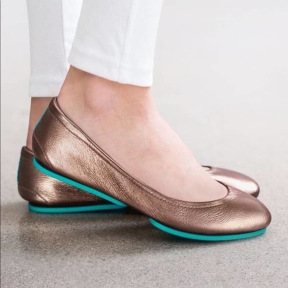 Tieks Shoes - Tieks Metallic Bronze Gold Ballet Flats size 7 leather comfy